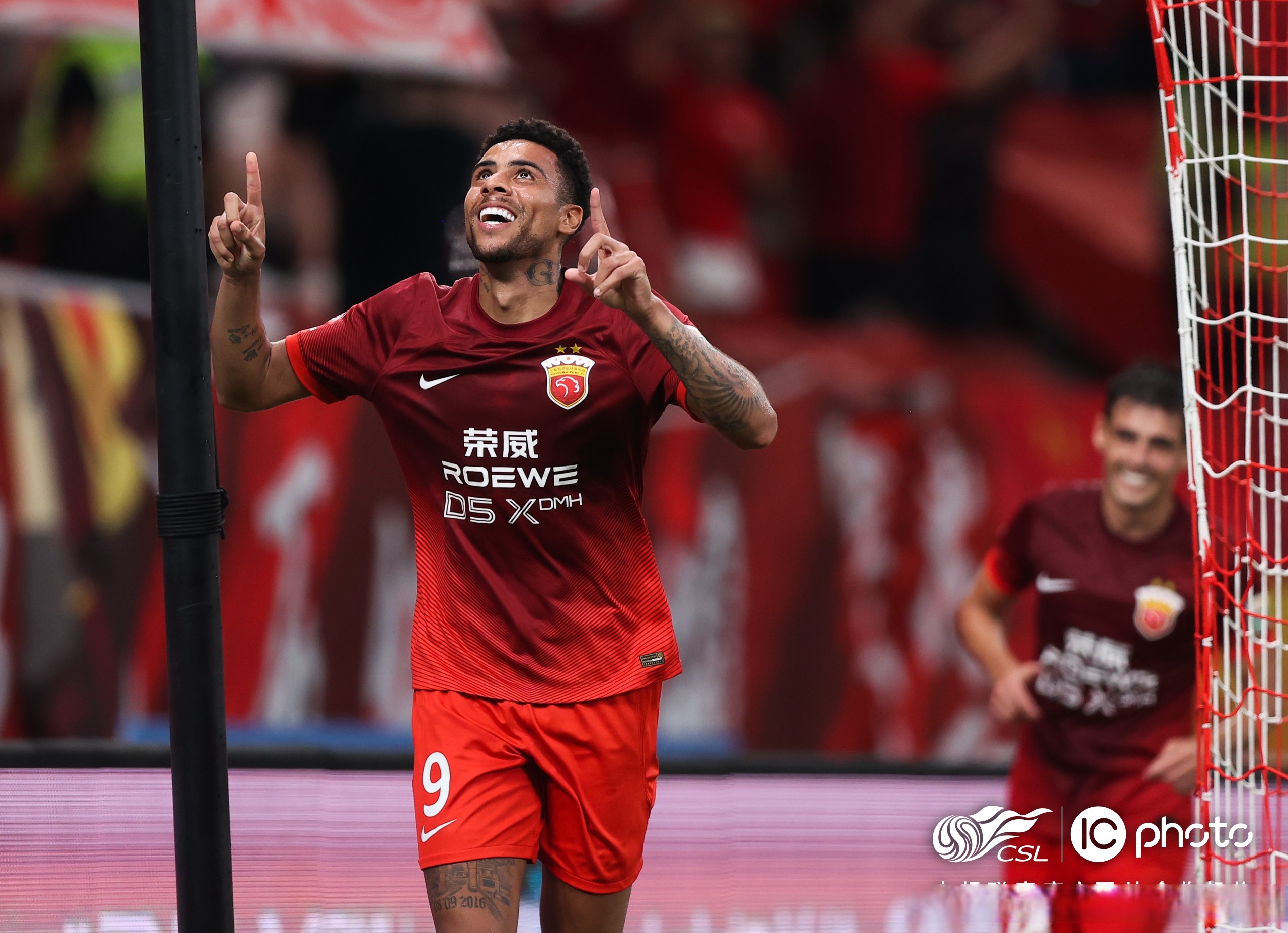 包含维罗纳小胜热那亚,继续比赛胜利的词条 包含维罗纳小胜热那亚,继续比赛胜利的词条